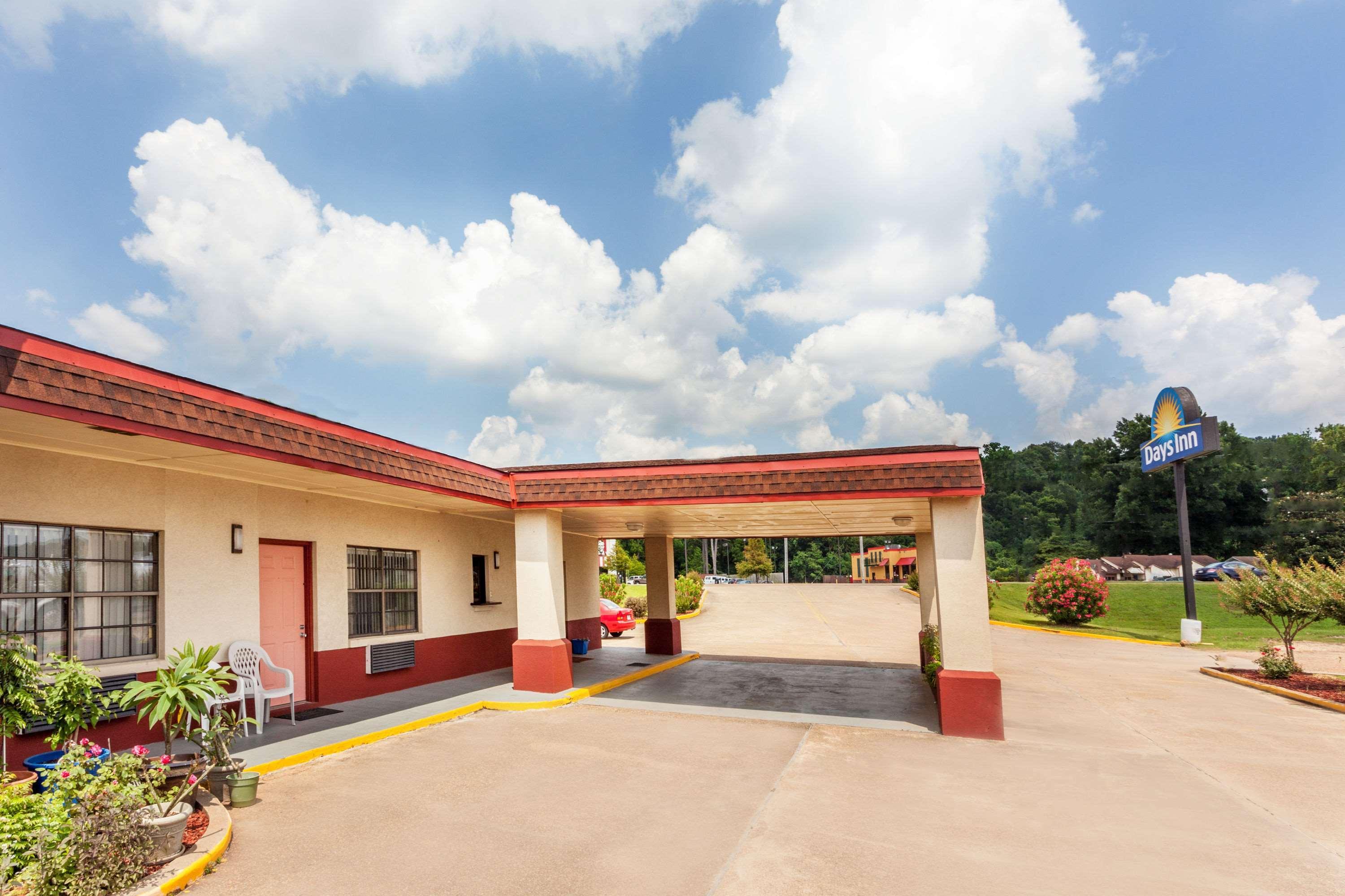 Days Inn By Wyndham Yazoo City Exterior photo