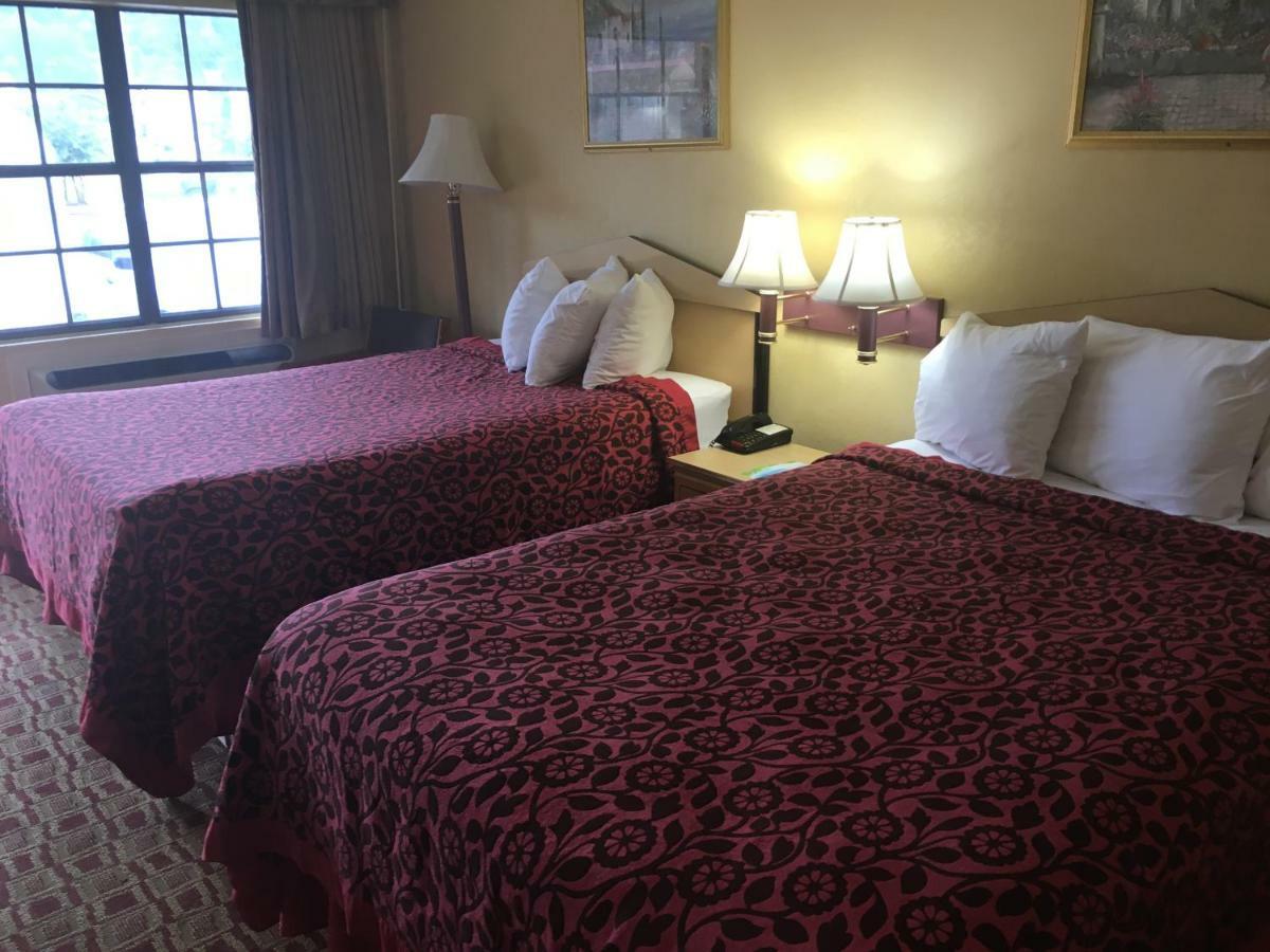 Days Inn By Wyndham Yazoo City Exterior photo